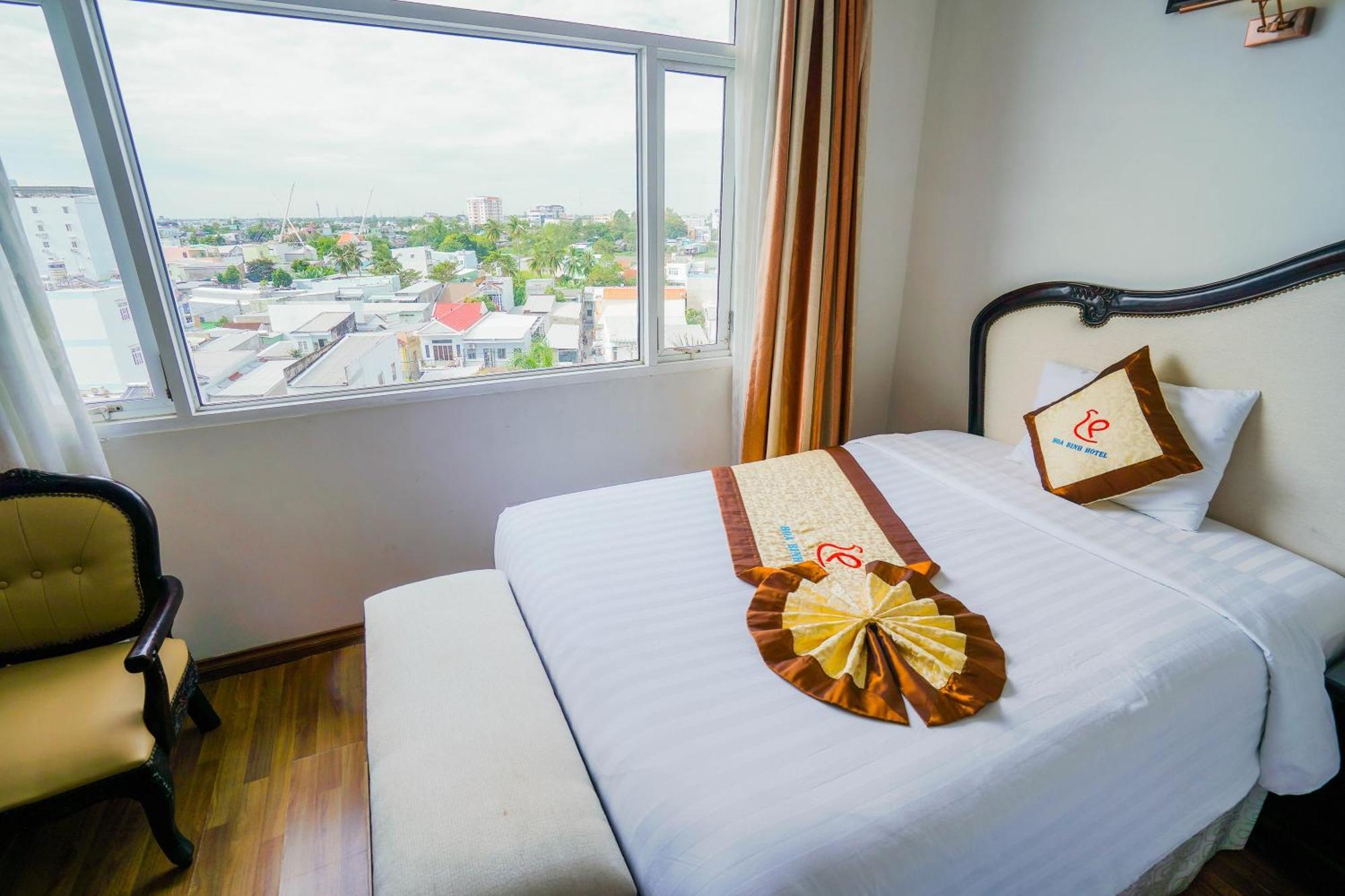 Hoa Binh 1 Hotel Long Xuyên Extérieur photo