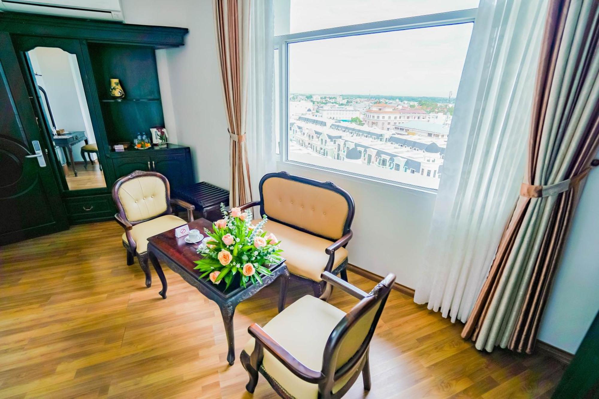 Hoa Binh 1 Hotel Long Xuyên Extérieur photo