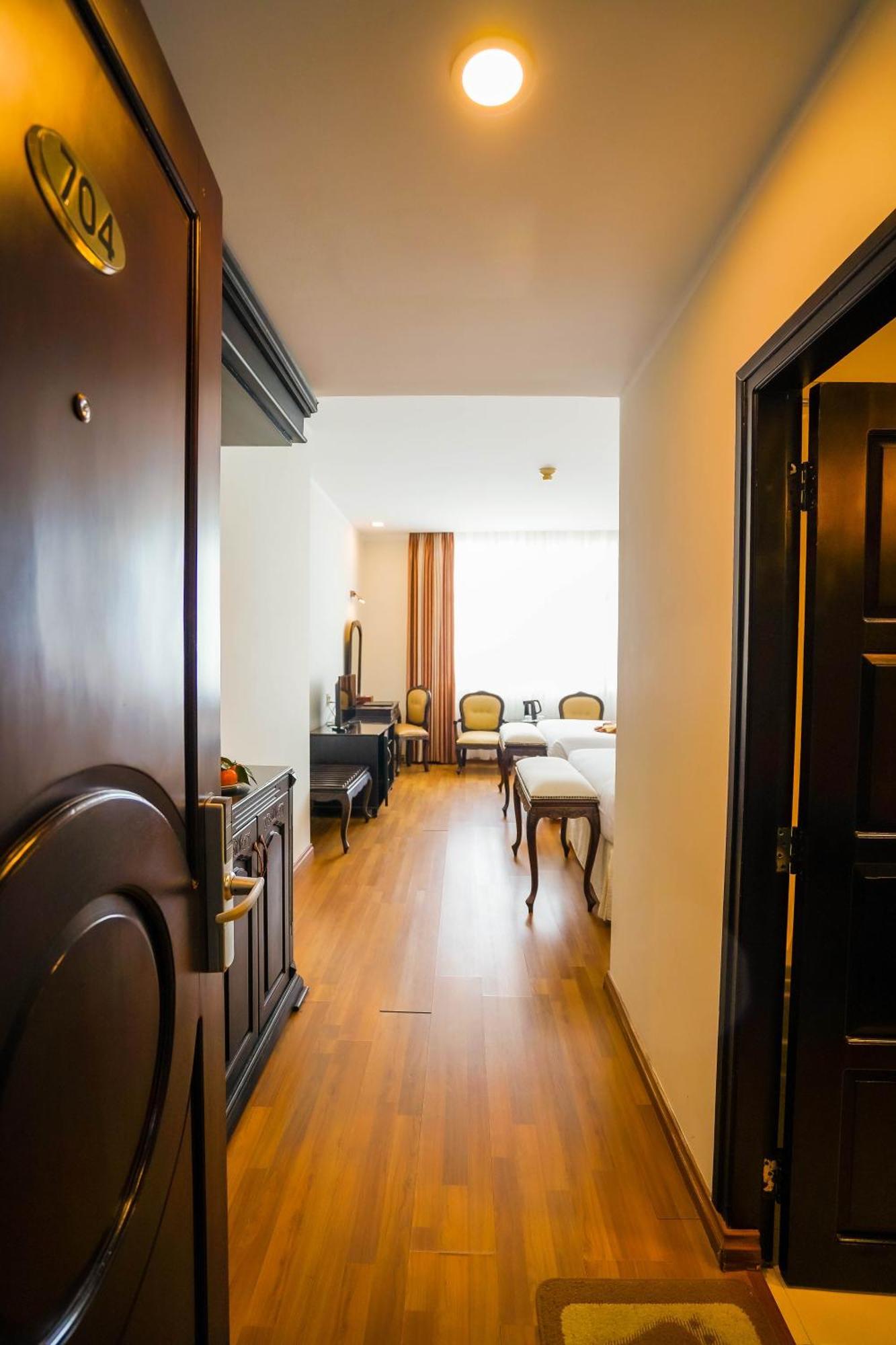 Hoa Binh 1 Hotel Long Xuyên Extérieur photo