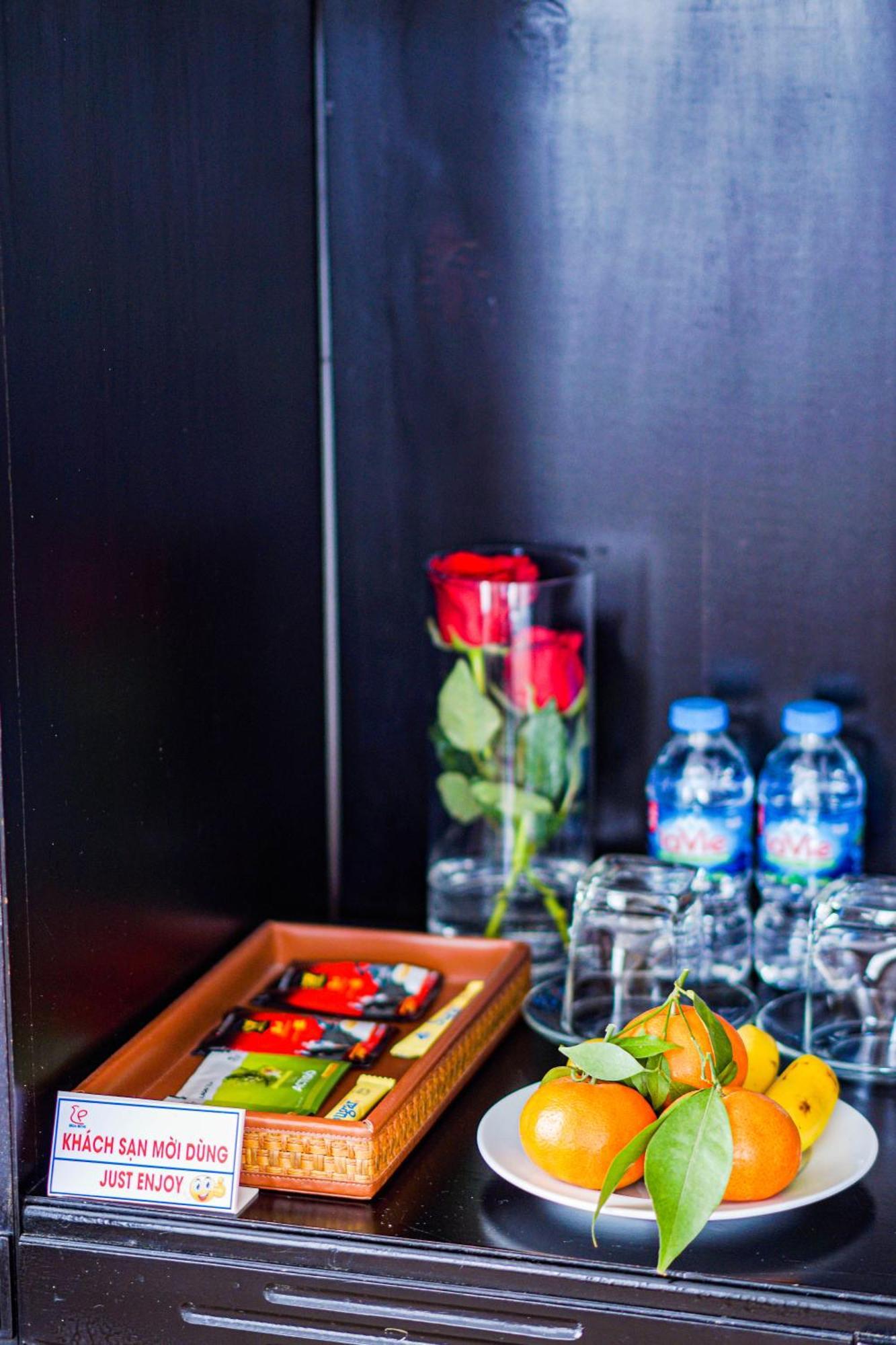 Hoa Binh 1 Hotel Long Xuyên Extérieur photo