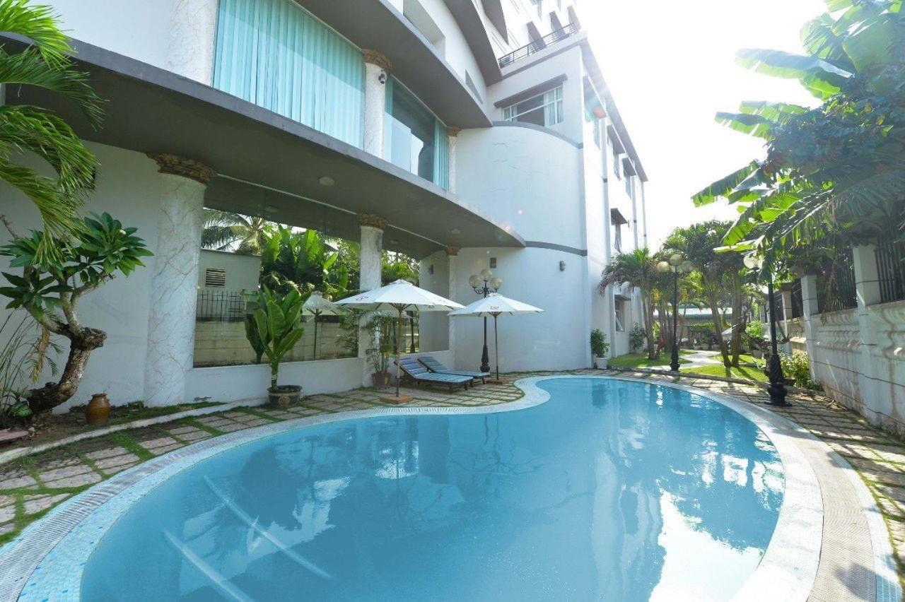 Hoa Binh 1 Hotel Long Xuyên Extérieur photo