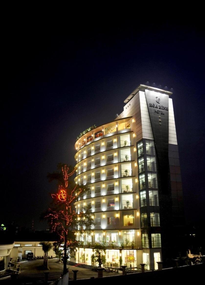 Hoa Binh 1 Hotel Long Xuyên Extérieur photo
